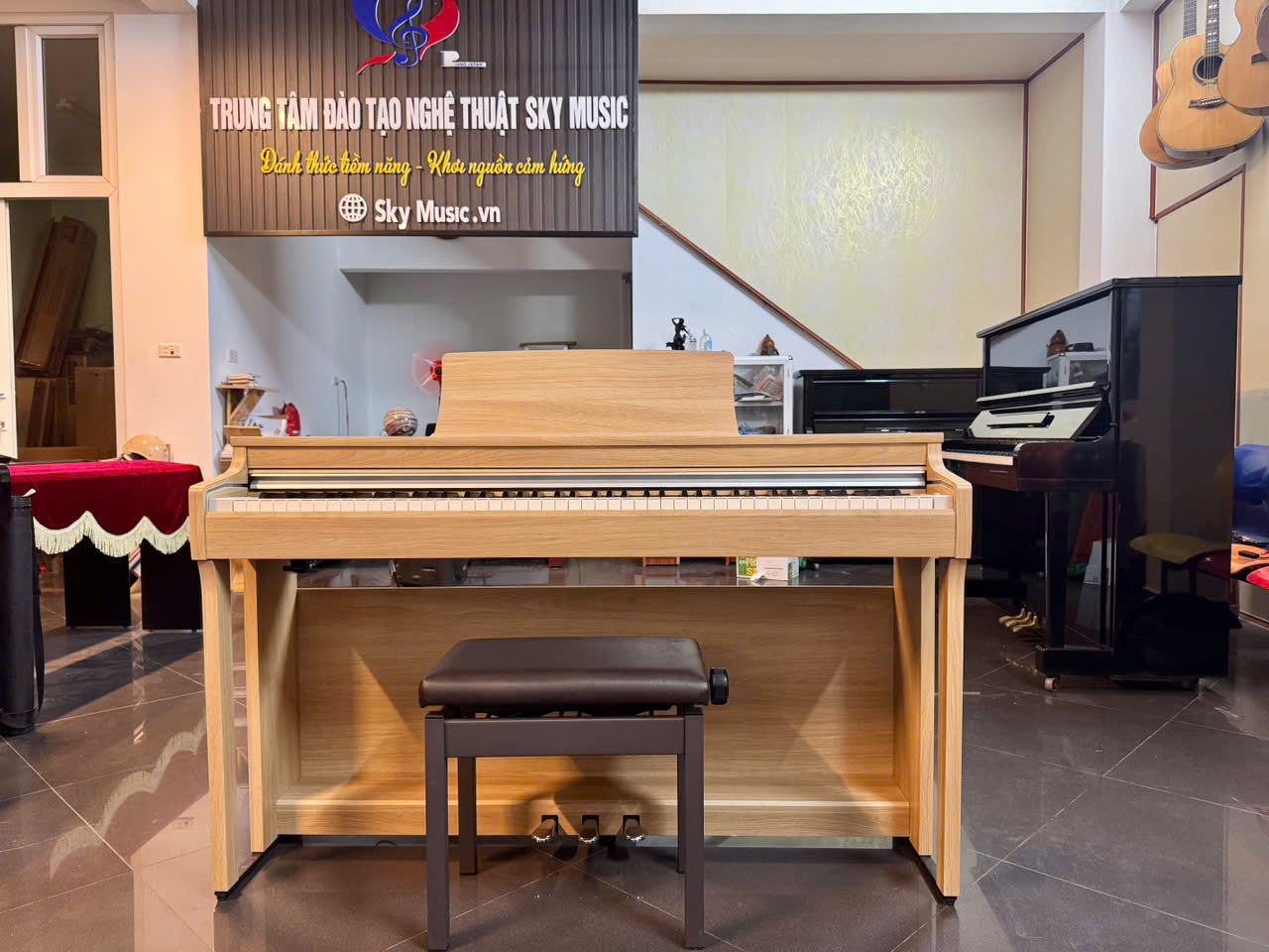 Bí quyết chọn cửa hàng đàn piano uy tín tại Hà Nội Showroom piano uy tín tại Hà Nội cho khách trải nghiệm thực tế nhiều mẫu đàn