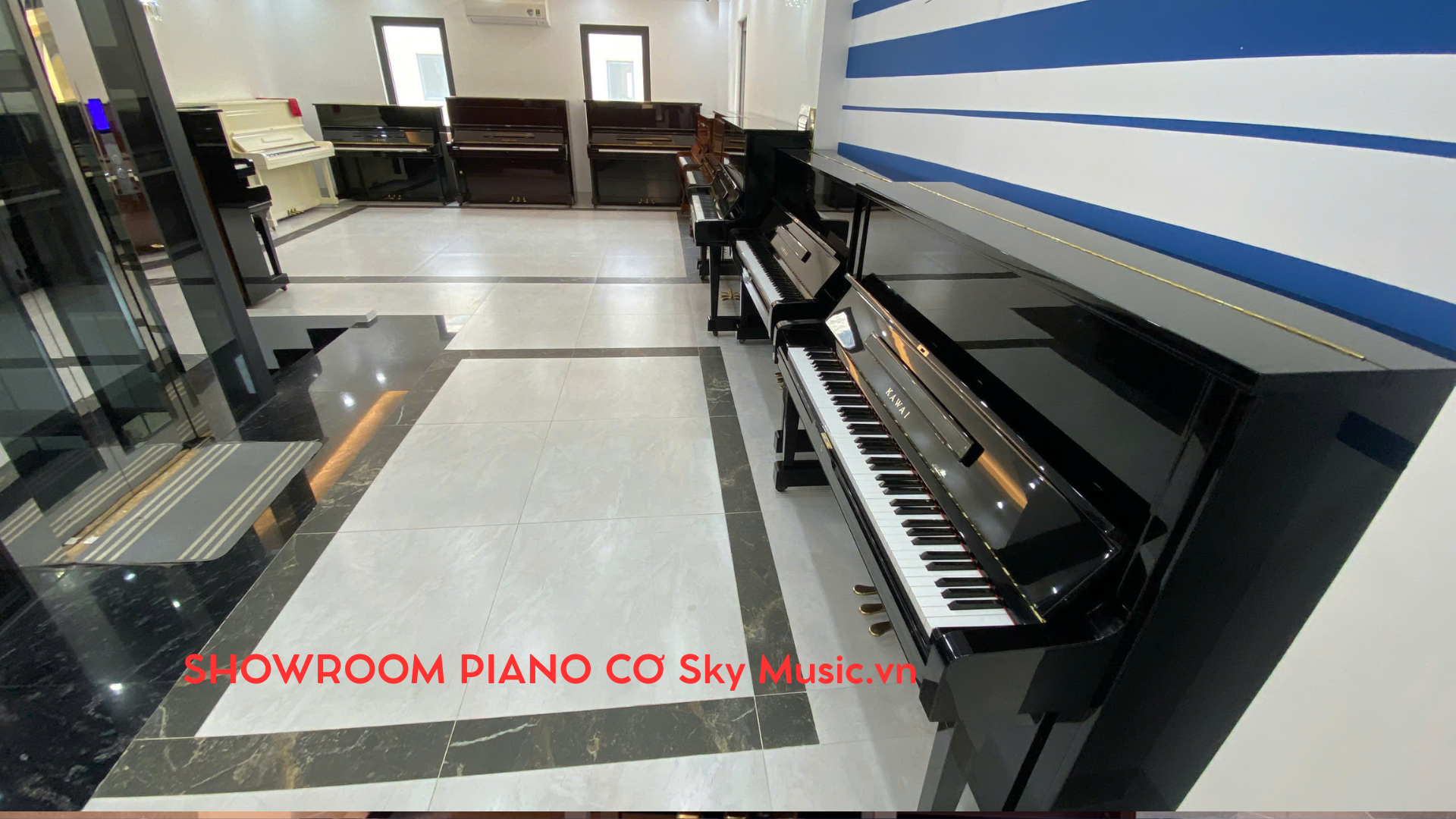 Đàn piano Yamaha U1H cho người mới học
