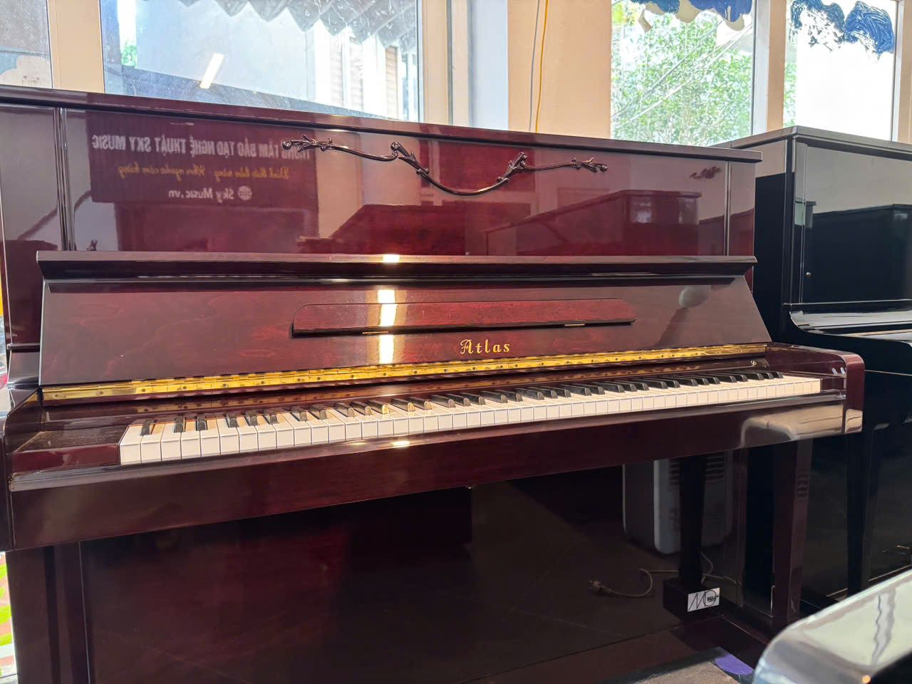 Atlas NA305 piano cơ cho người mới học Mẫu piano cơ Atlas NA305 phù hợp gia đình và người mới học trong tầm giá dưới 20 triệu